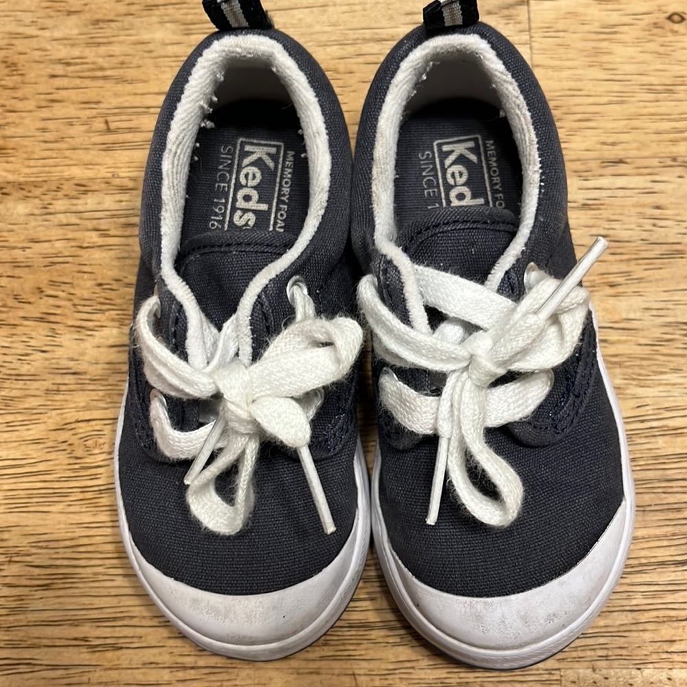 Toddler baby boy Keds Graham sneaker size 6.5 navy